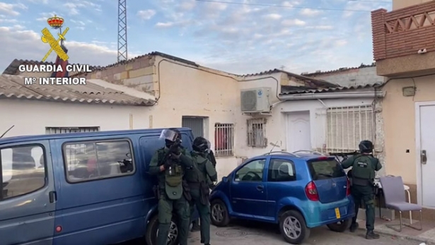 Operación de la Guardia Civil (GUARDIA CIVIL)