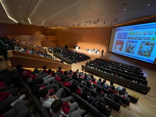 Acto en el Palacio de Congresos (GRANADA NOIR)