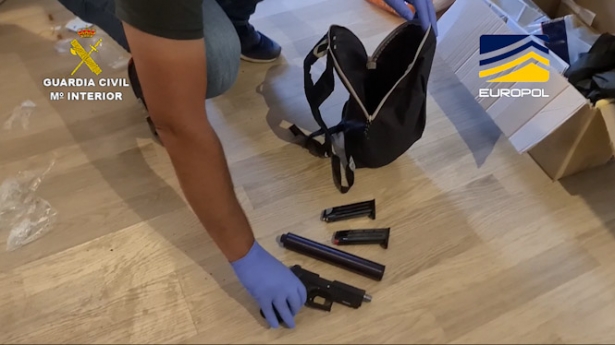 Imagen de la operación (GUARDIA CIVIL)