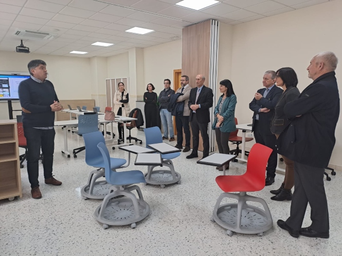 Imagen de la visita a la Escuela de Hostelería y Turismo (JUNTA)