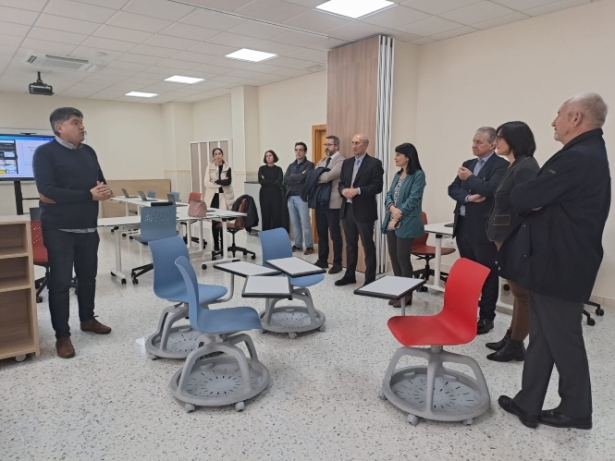 Imagen de la visita a la Escuela de Hostelería y Turismo (JUNTA)