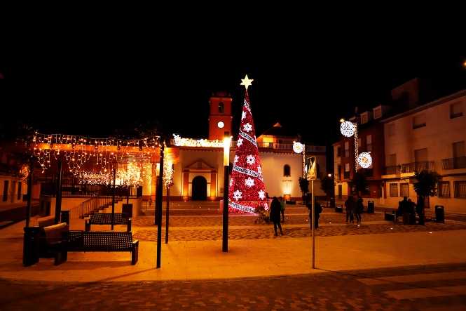 Alumbrado navideño de años anteriores (AYTO. HUÉTOR TÁJAR) 
