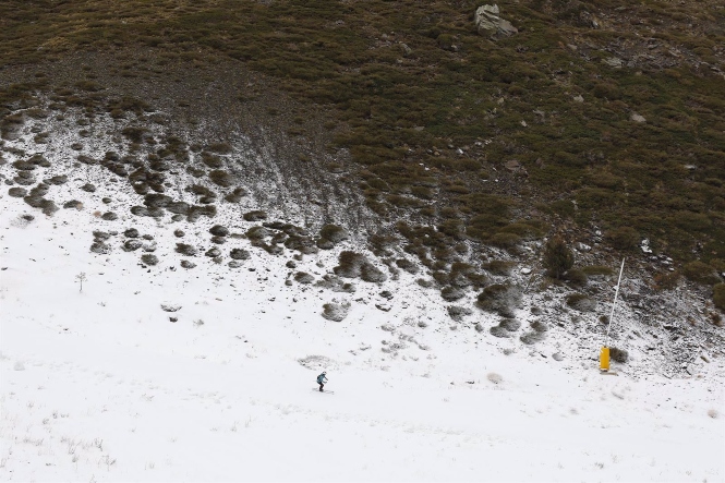 Entorno de Sierra Nevada, en Monachil, hace diez días (ÁLEX CÁMARA / EUROPA PRESS)