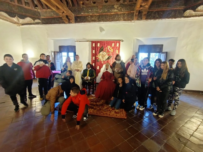 Imagen de la visita teatralizada (AYTO. BAZA)