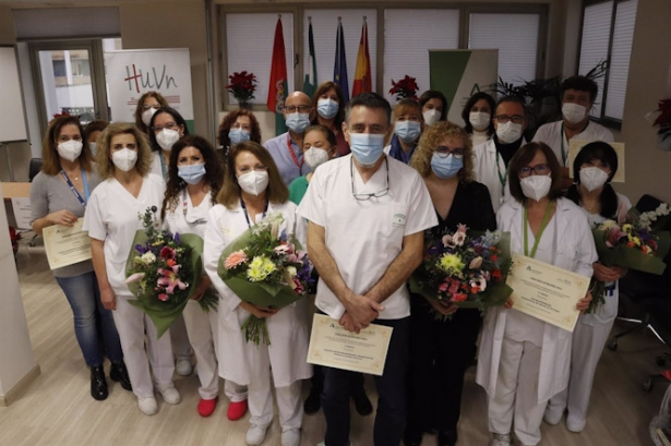 Equipos premiados por sus belenes en el Virgen de las Nieves (HOSPITAL VIRGEN DE LAS NIEVES)