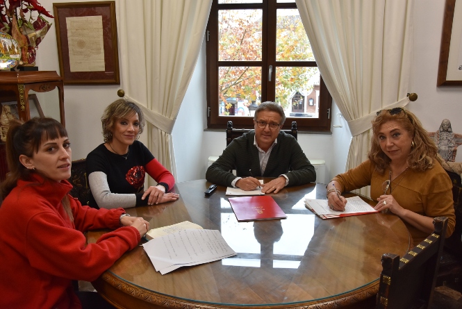 Firma del convenio (AYTO. BAZA)