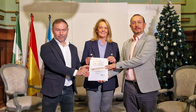 José Lemos, Luisa García Chamorro y Fernando Egea (AYUNTAMIENTO)