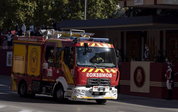 Un camión de Bomberos de Granada en imagen de archivo (EDUARDO PARRA - EUROPA PRESS)