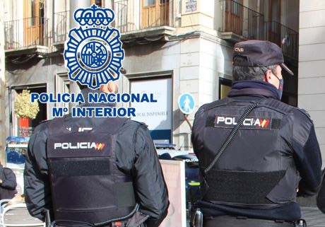 Agentes de la Policía Nacional (POLICÍA NACIONAL)