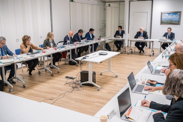 Reunión del consejo de administración de Cofides (DIEGO RADAMES) Reunión del consejo de administración de Cofides (DIEGO RADAMES)