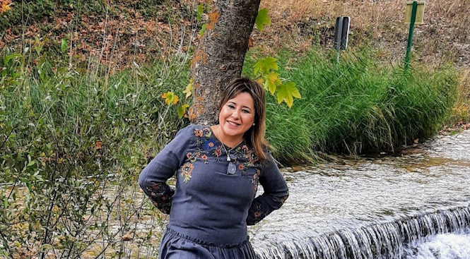 La candidata de IU , Olga Casado (IU)