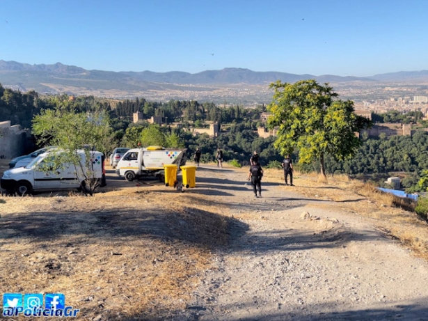 Operativo en las cuevas del Cerro de San Miguel, en imagen de archivo (POLICÍA LOCAL)