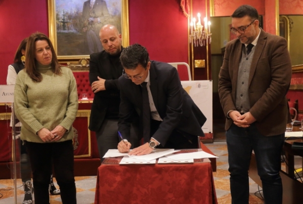 Firma del convenio (AYUNTAMIENTO GRANADA)