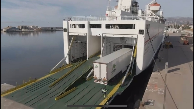 Camión de exportación con mercancía general (PUERTO) 