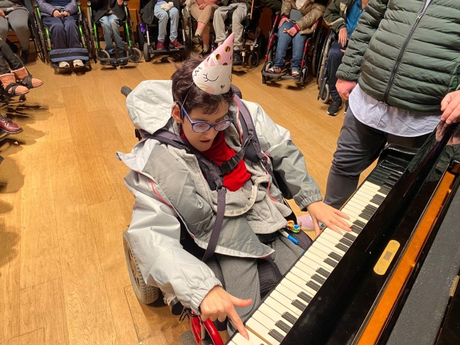 Imagen del taller inclusivo (CAJA RUAL)