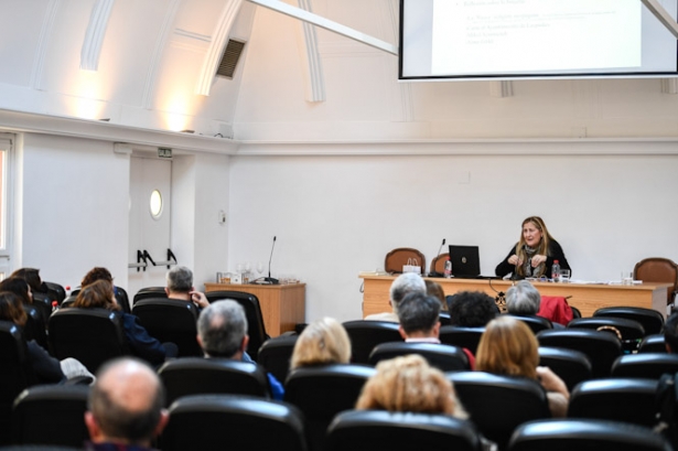 La Premio planeta, Luz Gabás (ICAGR)