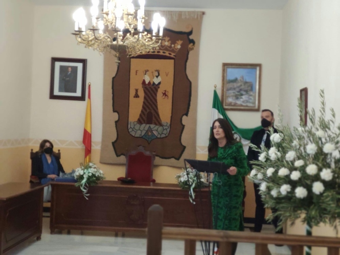 Entrega de las Banderas de Andalucía de Montefrío en años anteriores (AYTO. MONTEFRIO)