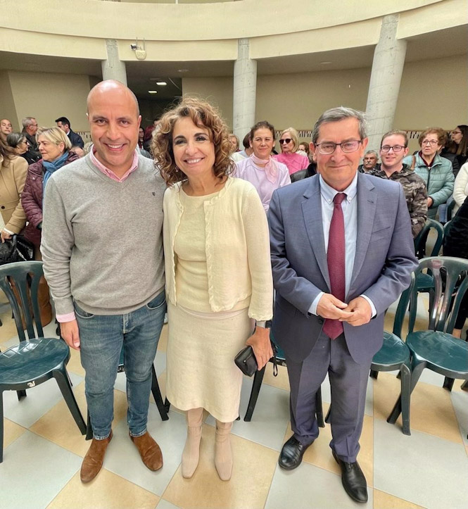 Nazario Montes, María Jesús Montero y José Entrena, en Otura (PSOE)
