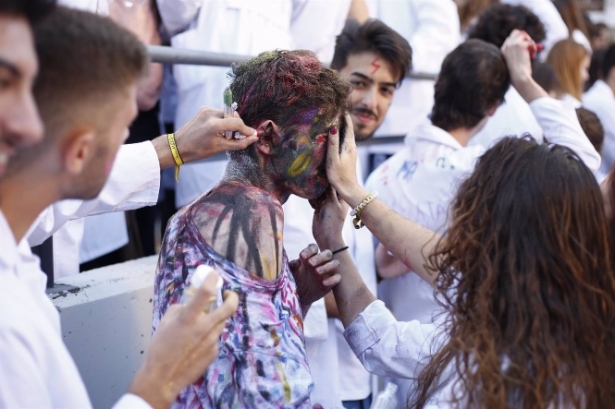 Unos 800 estudiantes de la Universidad de Granada celebran la fiesta del patrón de Medicina, San Lucas, en 2019 (ÁLEX CÁMARA / EUROPA PRESS) Unos 800 estudiantes de la Universidad de Granada celebran la fiesta del patrón de Medicina, San Lucas, en 2019 (ÁLEX CÁMARA / EUROPA PRESS)