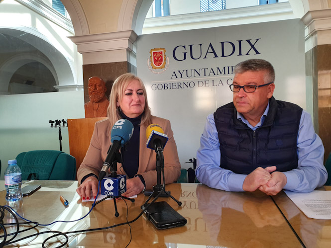 Visita de Celia Santiago a Guadix (AYTO. GUADIX)
