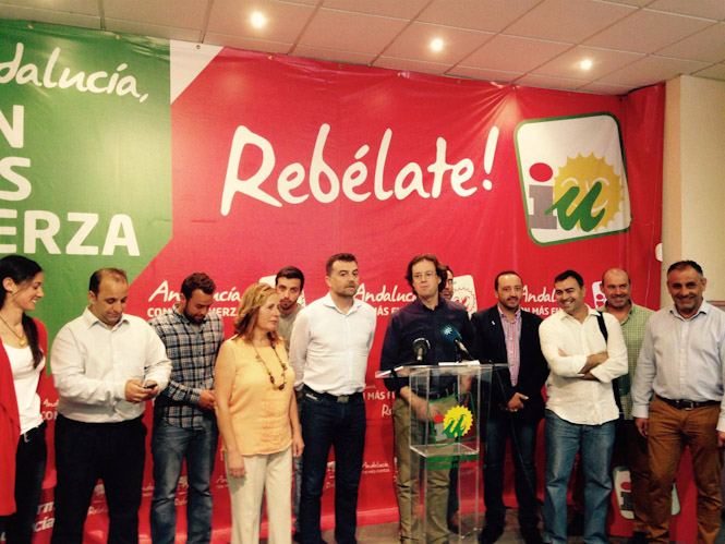 Antonio Maíllo y alcaldes de IU en Granada, en imagen de archivo (EUROPA PRESS)