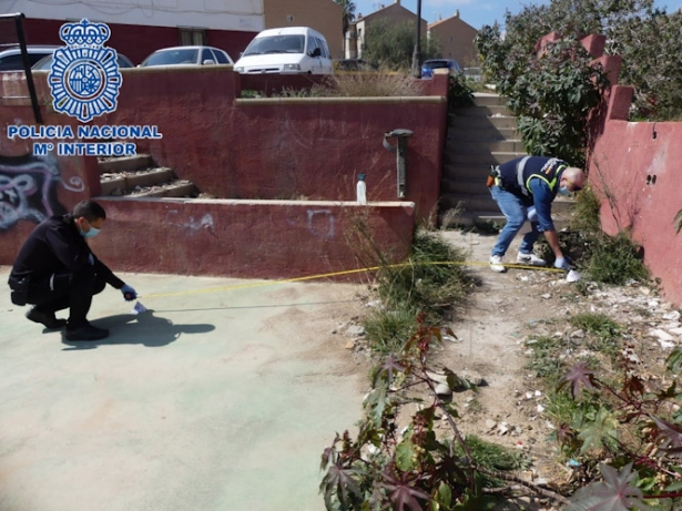 La Policía Nacional busca indicios sobre el crimen de un hombre en Motril (POLICÍA NACIONAL)