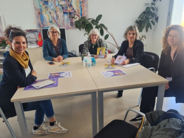 Taller de mujeres sordas (AYTO. BAZA)