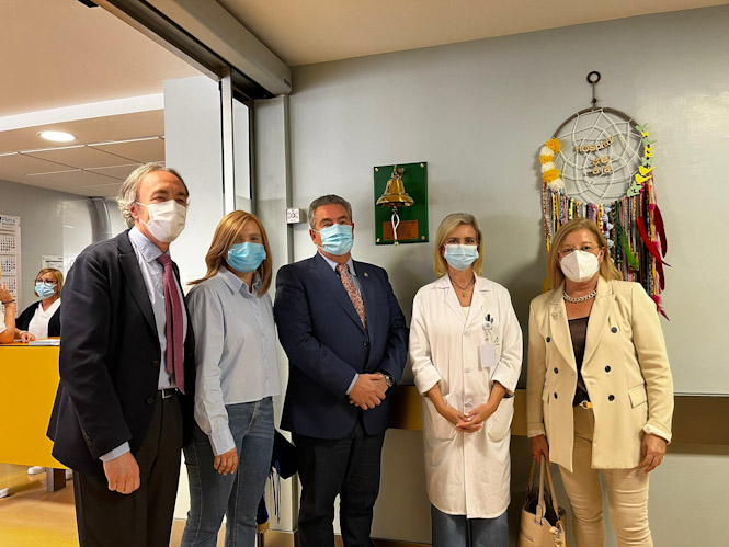 La campana de los sueños en el Hospital de Motril (JUNTA)