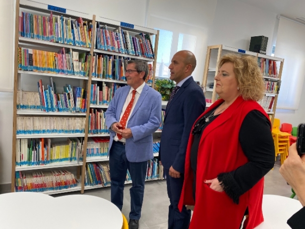 Visita a la Biblioteca de Otura (DIPGRA) 