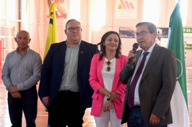 Visita a Cuevas del Campo (G. ACUÑA / DIPGRA)