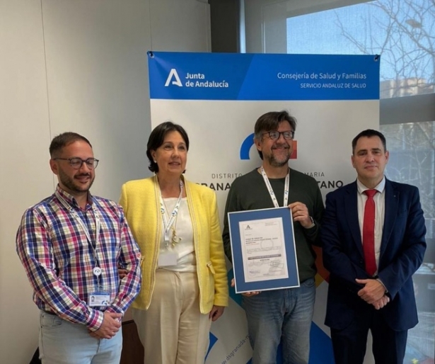 Entrega de la acreditación (JUNTA)