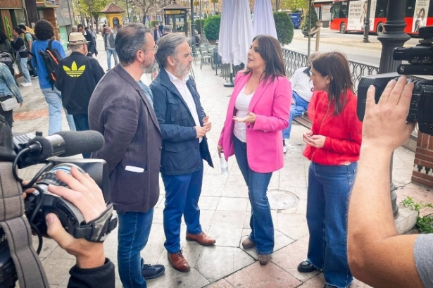 Visita de Ángeles Férriz a Granada (PSOE-A) Visita de Ángeles Férriz a Granada (PSOE-A)