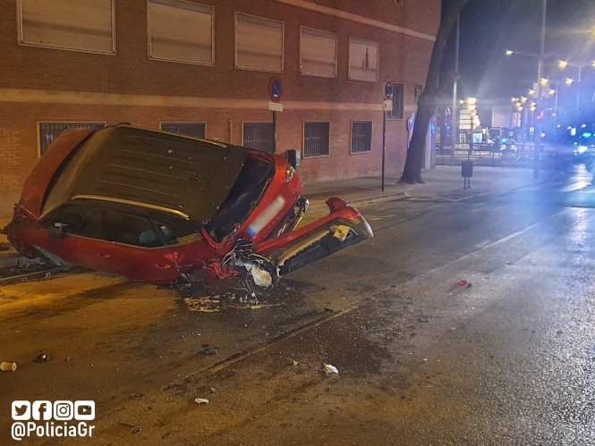 Estado en que quedó el vehículo (POLICÍA LOCAL DE GRANADA) 