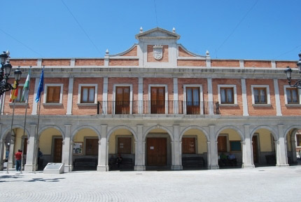 Fachada del Ayuntamiento de Albolote (AYTO. ALBOLOTE)