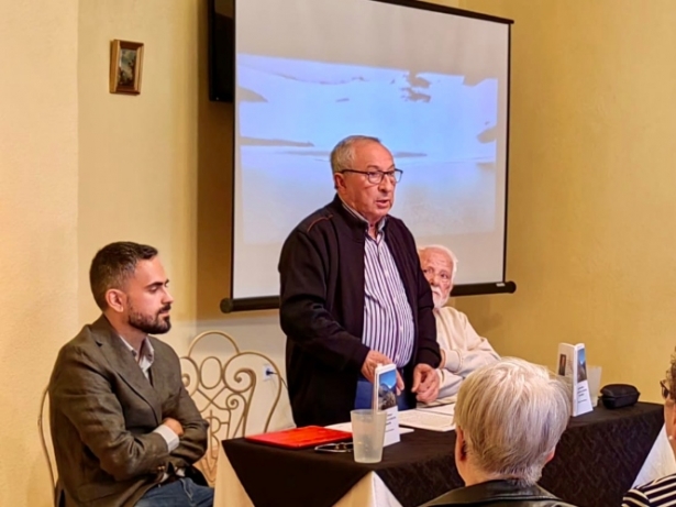 Presentación del libro (ASOCIACIÓN CULTURAL LANJARÓN) 