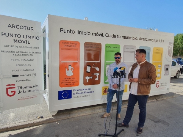 Presentación del Punto Limpio móvil (AYTO. GUADIX)