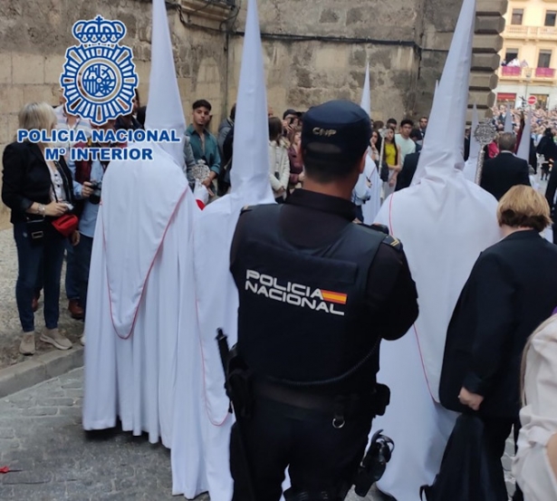 Policía Nacional durante la Semana Santa (POLICÍA NACIONAL)