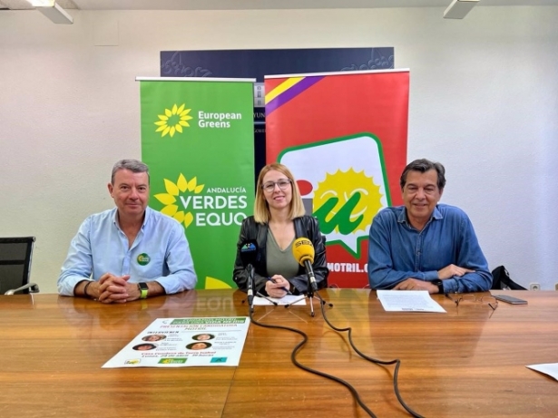 Candidatura de IU-Verdes Equo en Motril, con Inmaculada Omiste, en el centro en la imagen, al frente (IU)