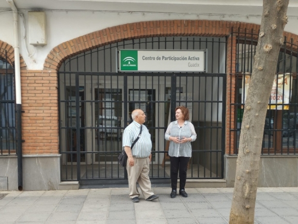 Imagen de la visita al centro de Participación Activa (IU) Imagen de la visita al centro de Participación Activa (IU)