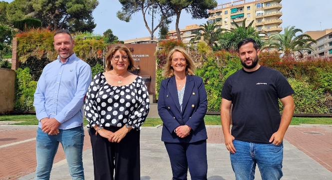 Luisa García Chamorro junto a los miembros de la candidatura popular, Concepción Abarca, Daniel Ortega y Darío Noguerol (PP)