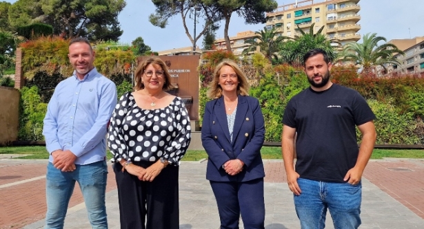 Luisa García Chamorro junto a los miembros de la candidatura popular, Concepción Abarca, Daniel Ortega y Darío Noguerol (PP)