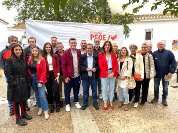 El PSOE se compromete a `renovar la ilusión` en Guadix y `gobernar sin dejar a nadie atrás` (PSOE) El PSOE se compromete a `renovar la ilusión` en Guadix y `gobernar sin dejar a nadie atrás` (PSOE)
