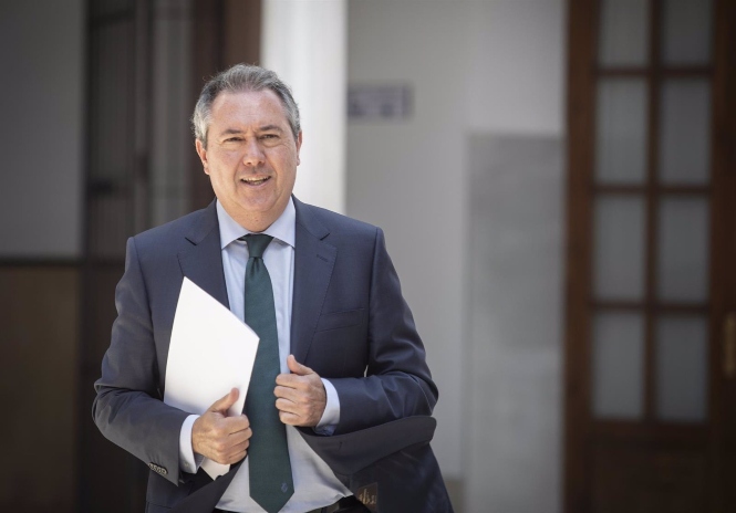 El secretario general del PSOE de Andalucía, Juan Espadas, en una foto de archivo en el Parlamento andaluz (MARÍA JOSÉ LÓPEZ / EUROPA PRESS)