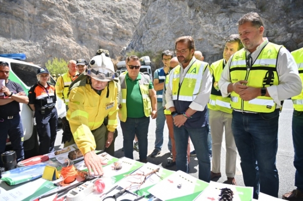 Simulacro de incendio forestal en Almuñécar (JUNTA)