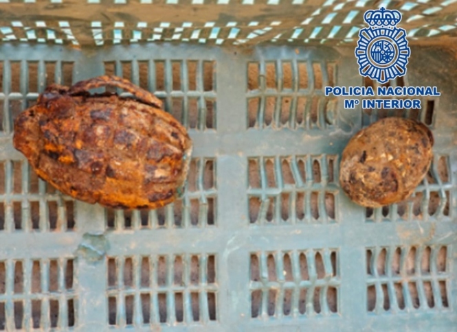 Granadas de mano recuperadas (POLICIA NACIONAL)