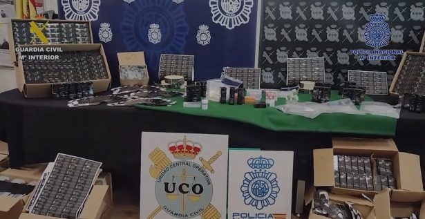 Desarticulada una organización criminal que fabricaba y distribuía SARMS, alternativa a esteroides en el deporte (POLICÍA NACIONAL) Desarticulada una organización criminal que fabricaba y distribuía SARMS, alternativa a esteroides en el deporte (POLICÍA NACIONAL)