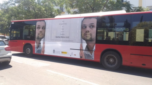 Autobús. Archivo (AYUNTAMIENTO DE GRANADA)