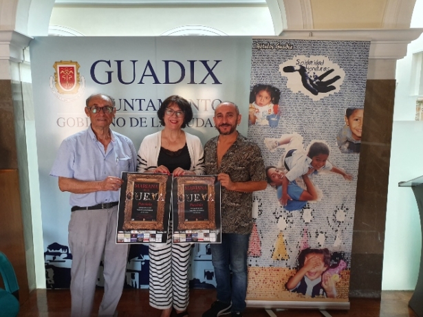Presentación del espectáculo solidario (AYTO. GUADIX)