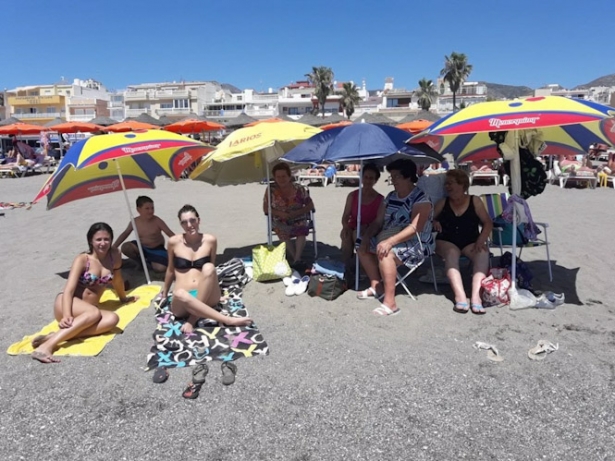 Monachil organiza un viaje gratuito a la playa (AYUNTAMIENTO DE MONACHIL)