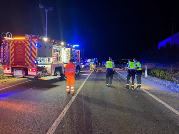 Efectivos de Bomberos y Guardia Civil. Imagen de archivo. (EMERGENCIAS 112 COMUNIDAD DE MADRID)